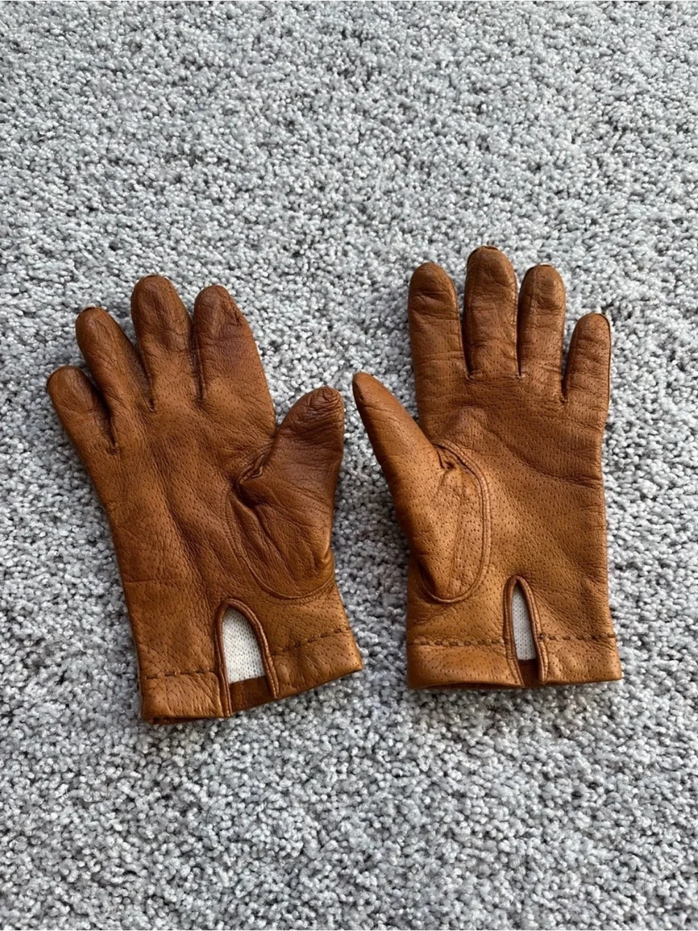 Women’s vintage real leather gloves